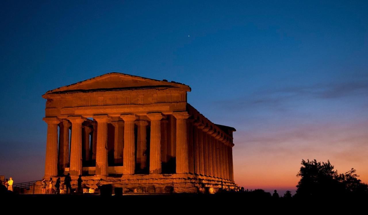 La Perla Dei Templi Apartment Agrigento Bagian luar foto